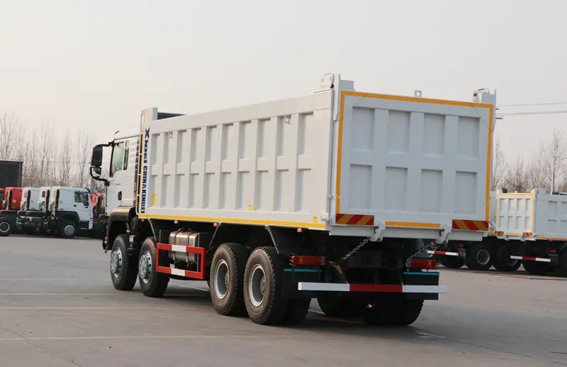 sinotruk howo 8x4 tipper truck