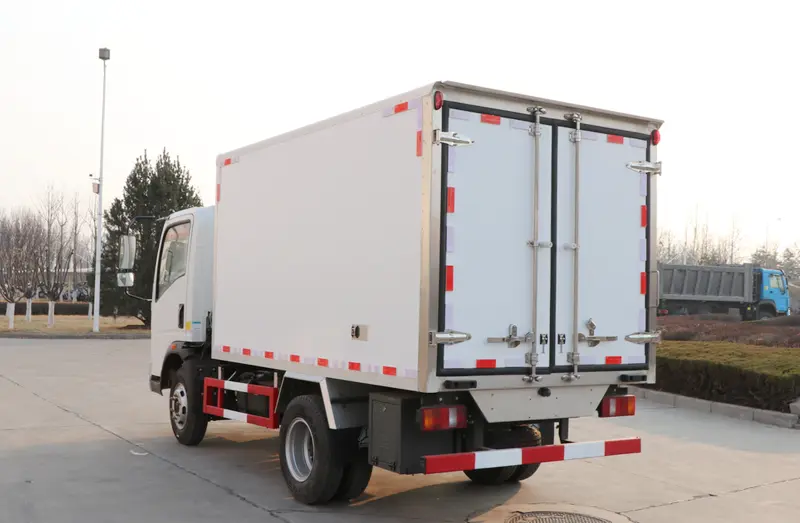 refrigerated truck manufacturers​